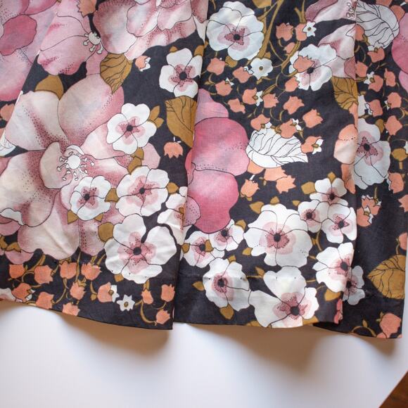 Vintage Pink and White Floral Midi Skirt Size XS - Picture 2 of 6